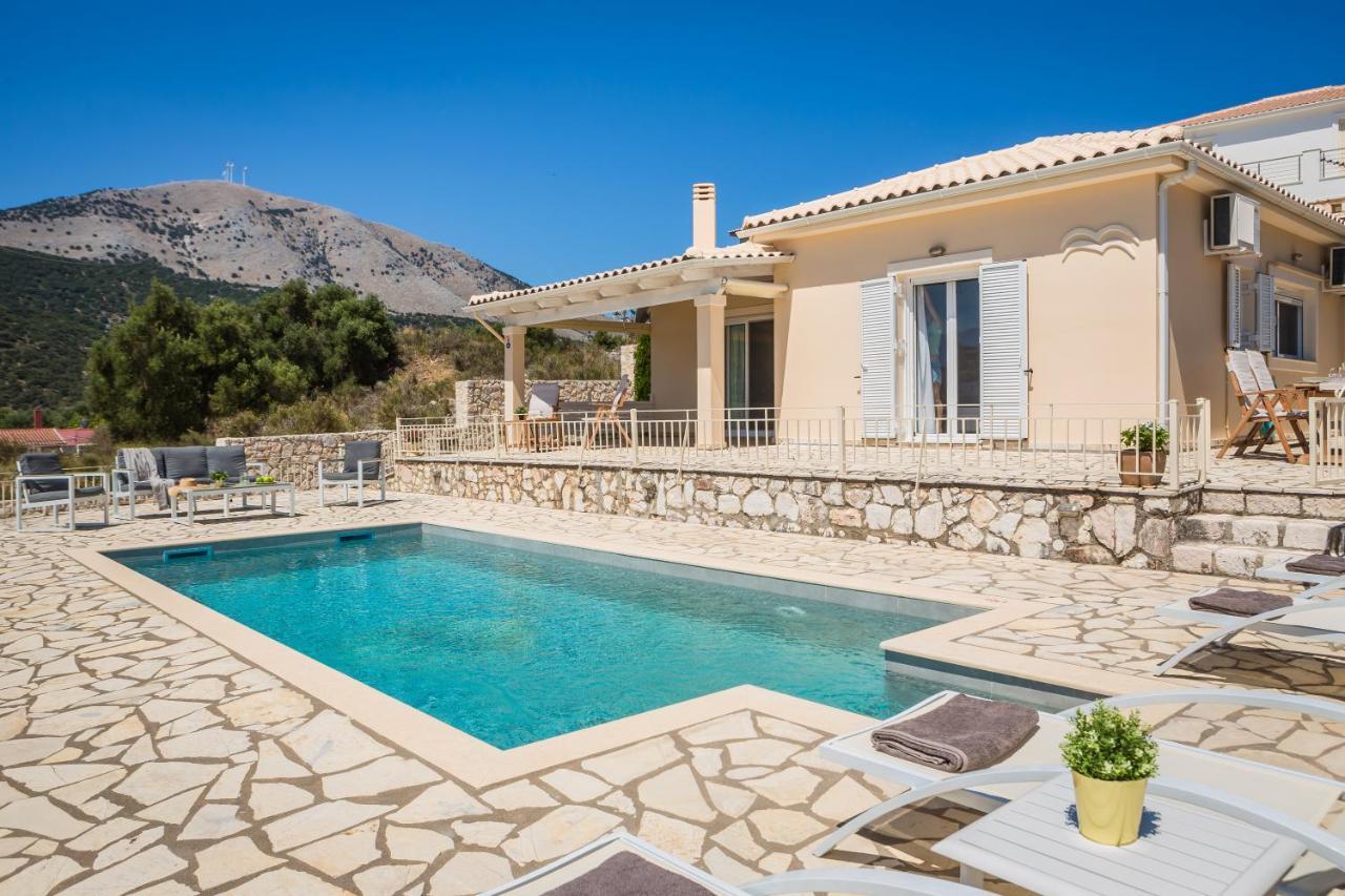 Villa Irida Agia Efimia ภายนอก รูปภาพ