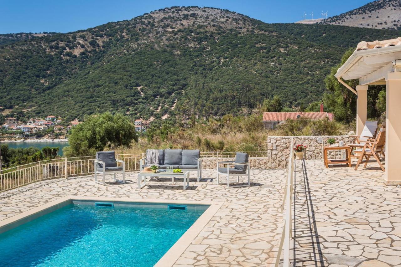 Villa Irida Agia Efimia ภายนอก รูปภาพ